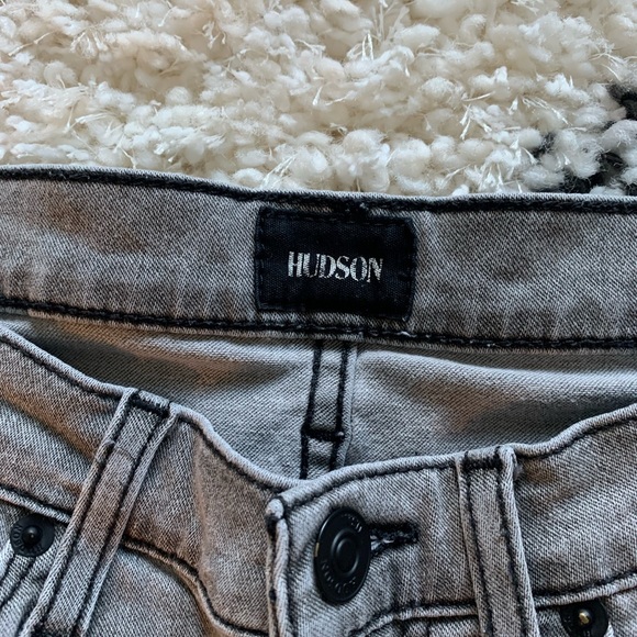 Hudson sz25 jeans - Picture 2 of 5